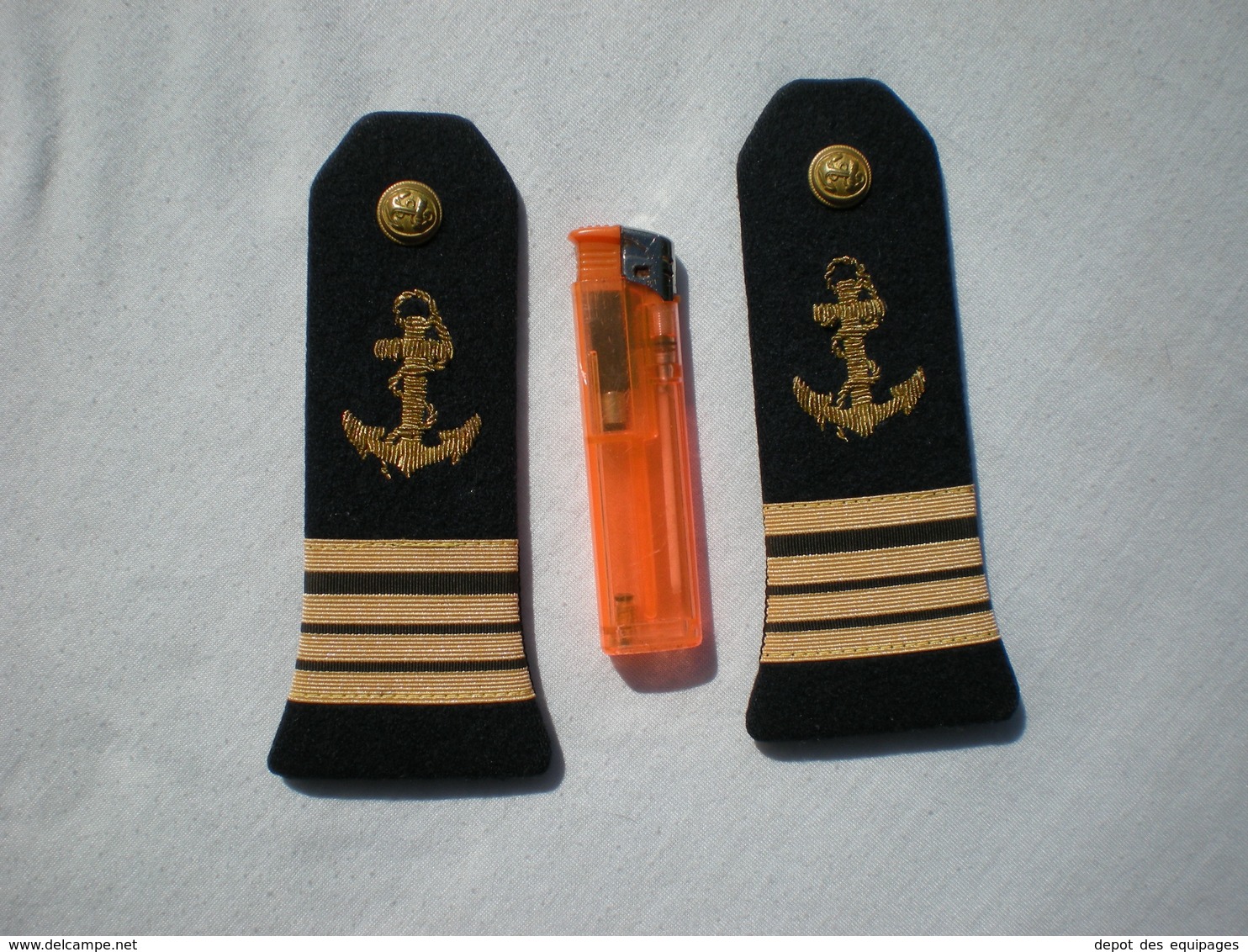 EPAULETTES MARINE grade CAPITAINE DE CORVETTE