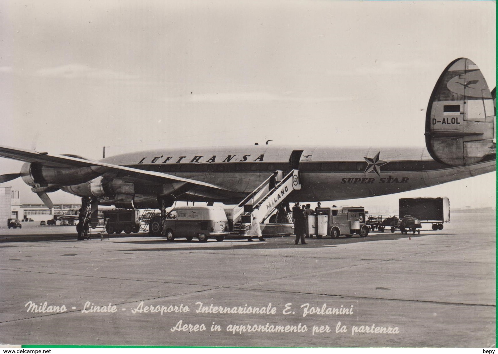 AEREO. AEROPORTO.  AEREI. Aviazione.  Aeroporto Milano Linate. Forlanini. - 1946-....: Era Moderna