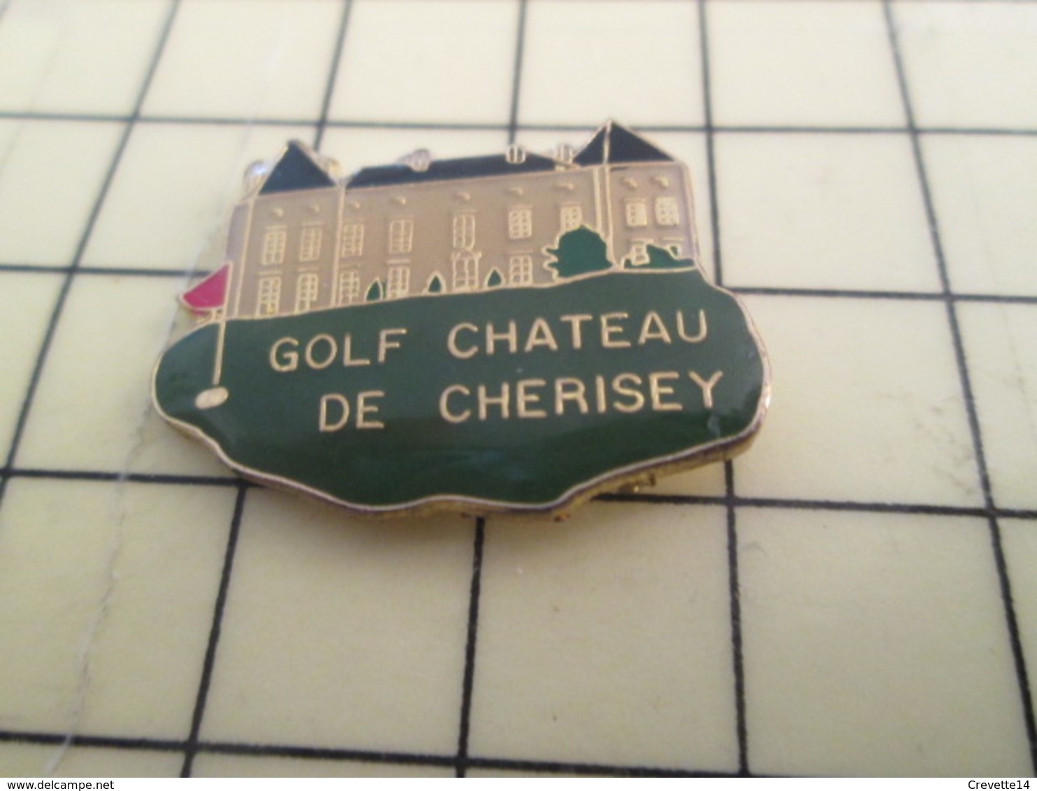 1515C / PINS PIN'S Rare Et De Belle Qualité : THEME SPORTS / GOLF CHATEAU DE CHERISEY Golf Sport Populaire !!! - Golf