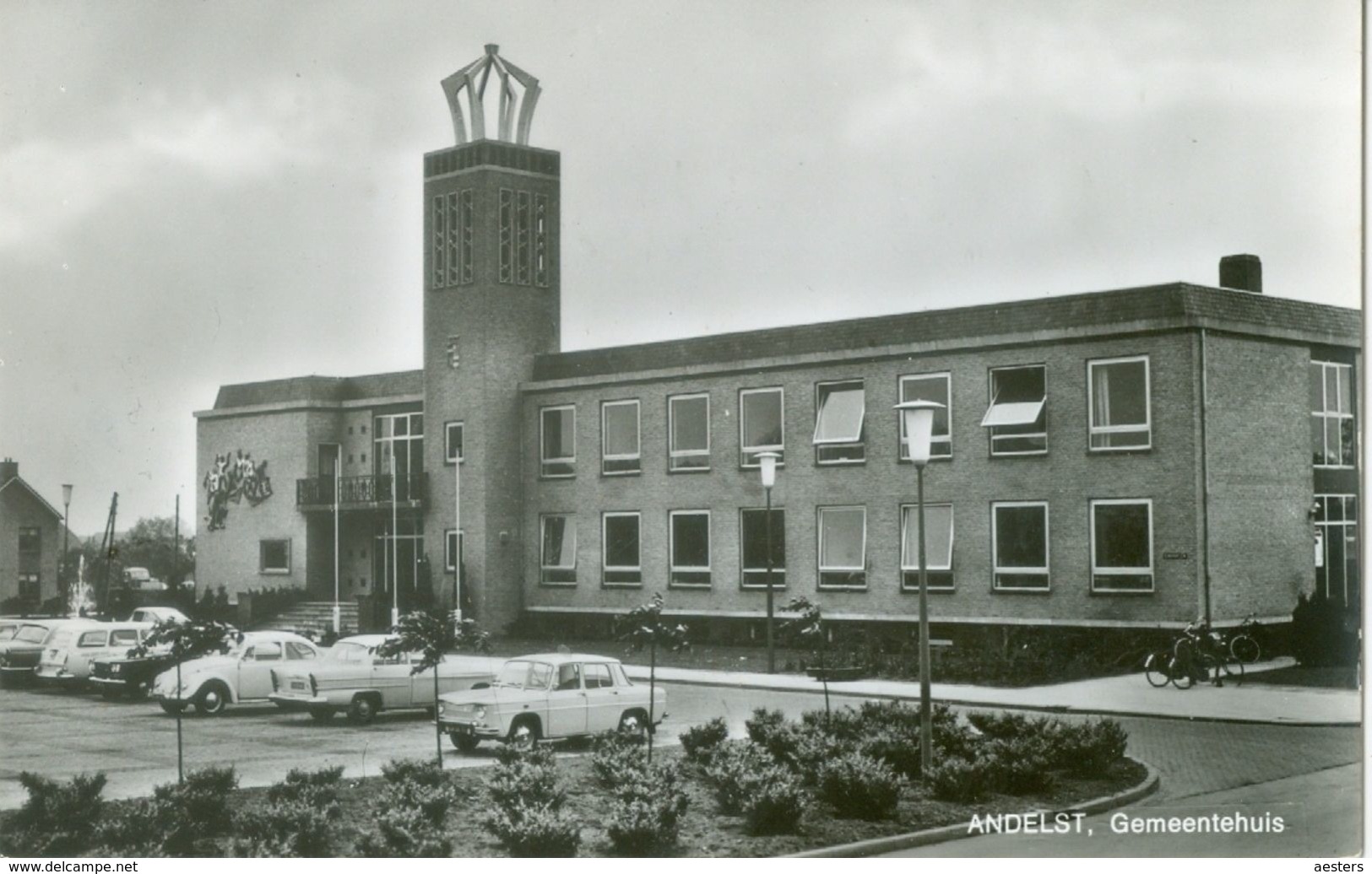 Andelst; Gemeentehuis (oude Auto's) - Niet Gelopen. (Th. J. Eltink - Andelst) - Other & Unclassified