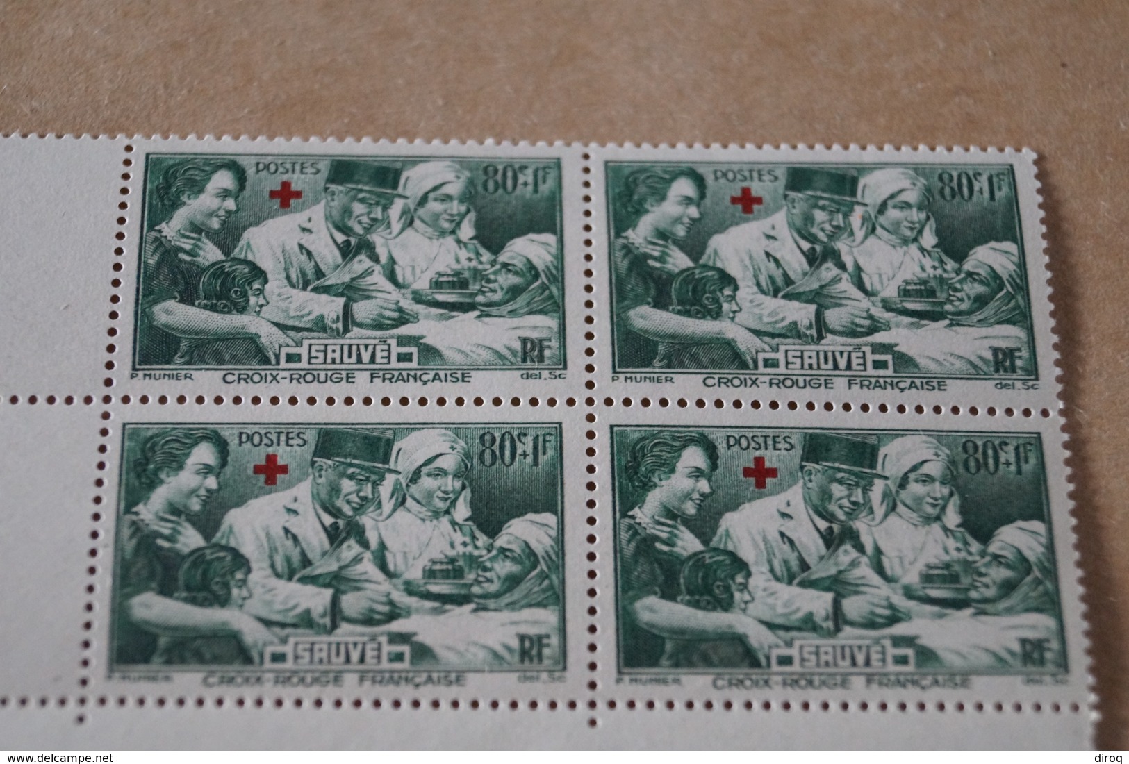 RARE,Superbe Feuillet De 4 Timbres,strictement Neuf Avec Gomme,1940,Croix Rouge,N° 459 - Neufs