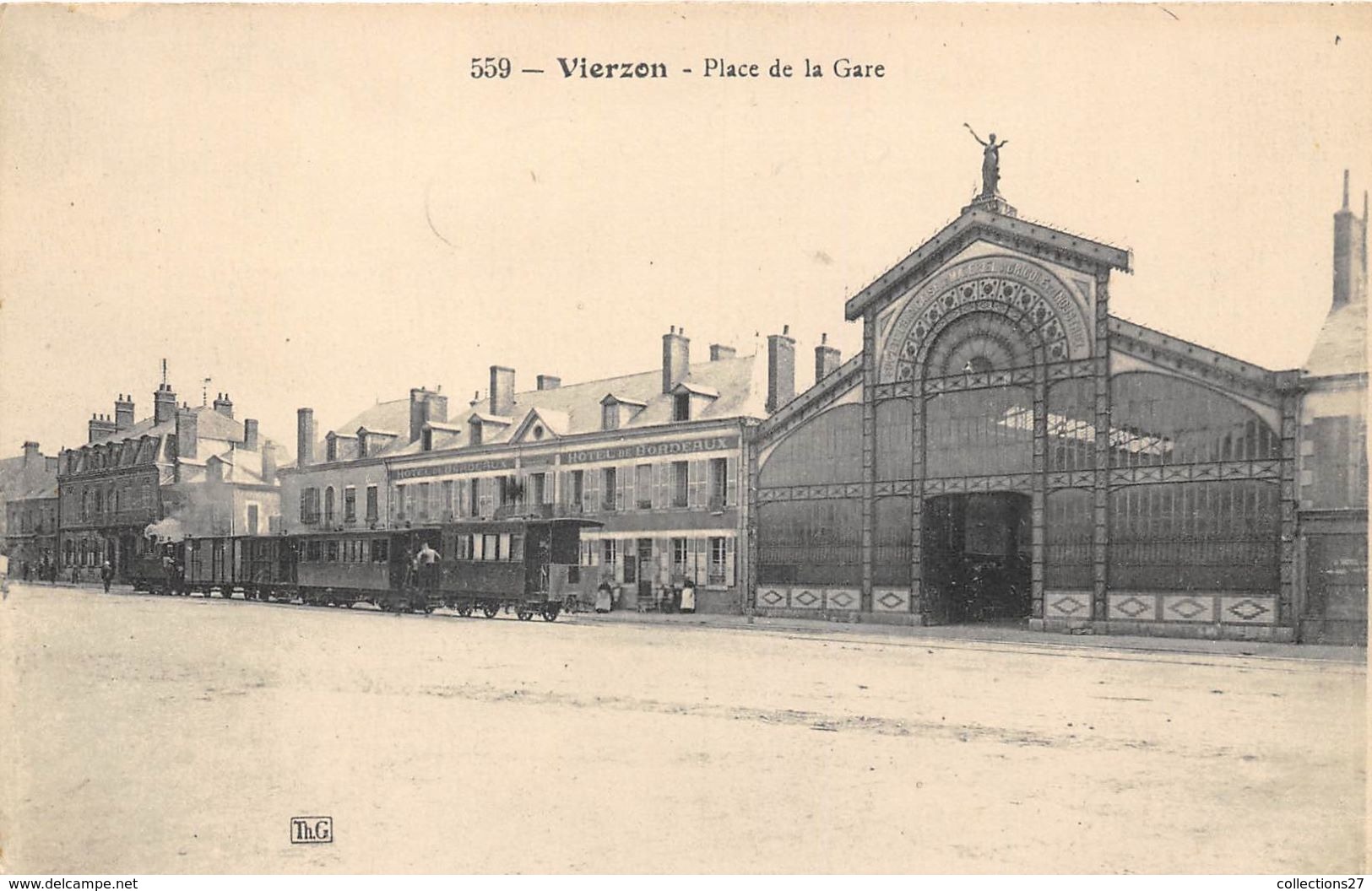 18-VIERZON- PLACE DE LA GARE - Vierzon