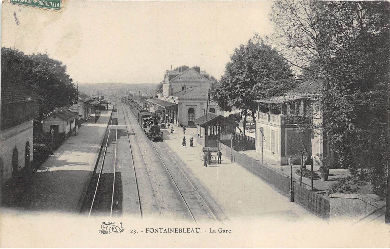 77 FONTAINEBLEAU LA GARE - Gares - Sans Trains