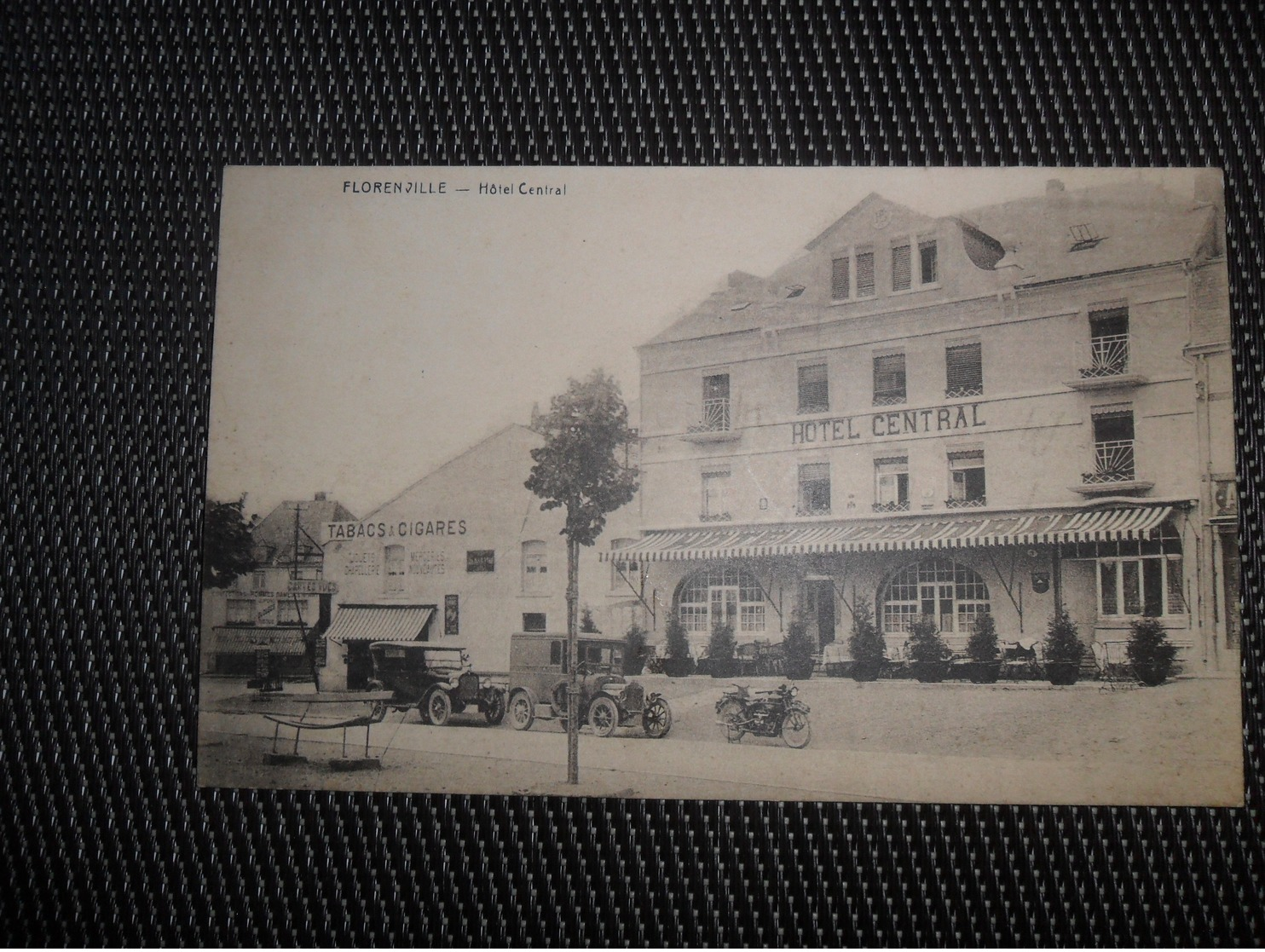 Beau lot de 60 cartes postales de Belgique     Mooi lot van 60 postkaarten van België  - 60 scans