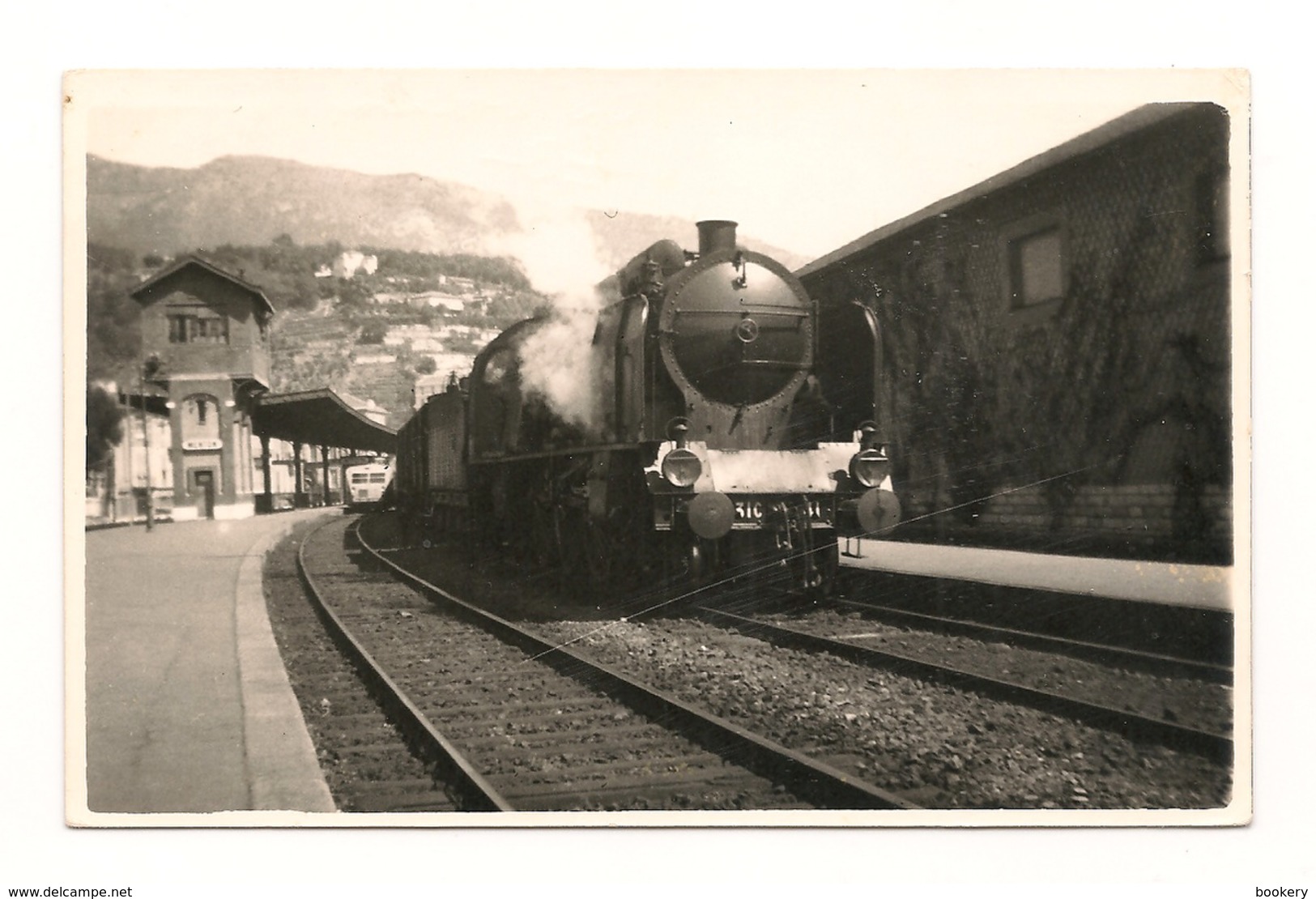 Steam Train In Menton Station - Gares - Avec Trains