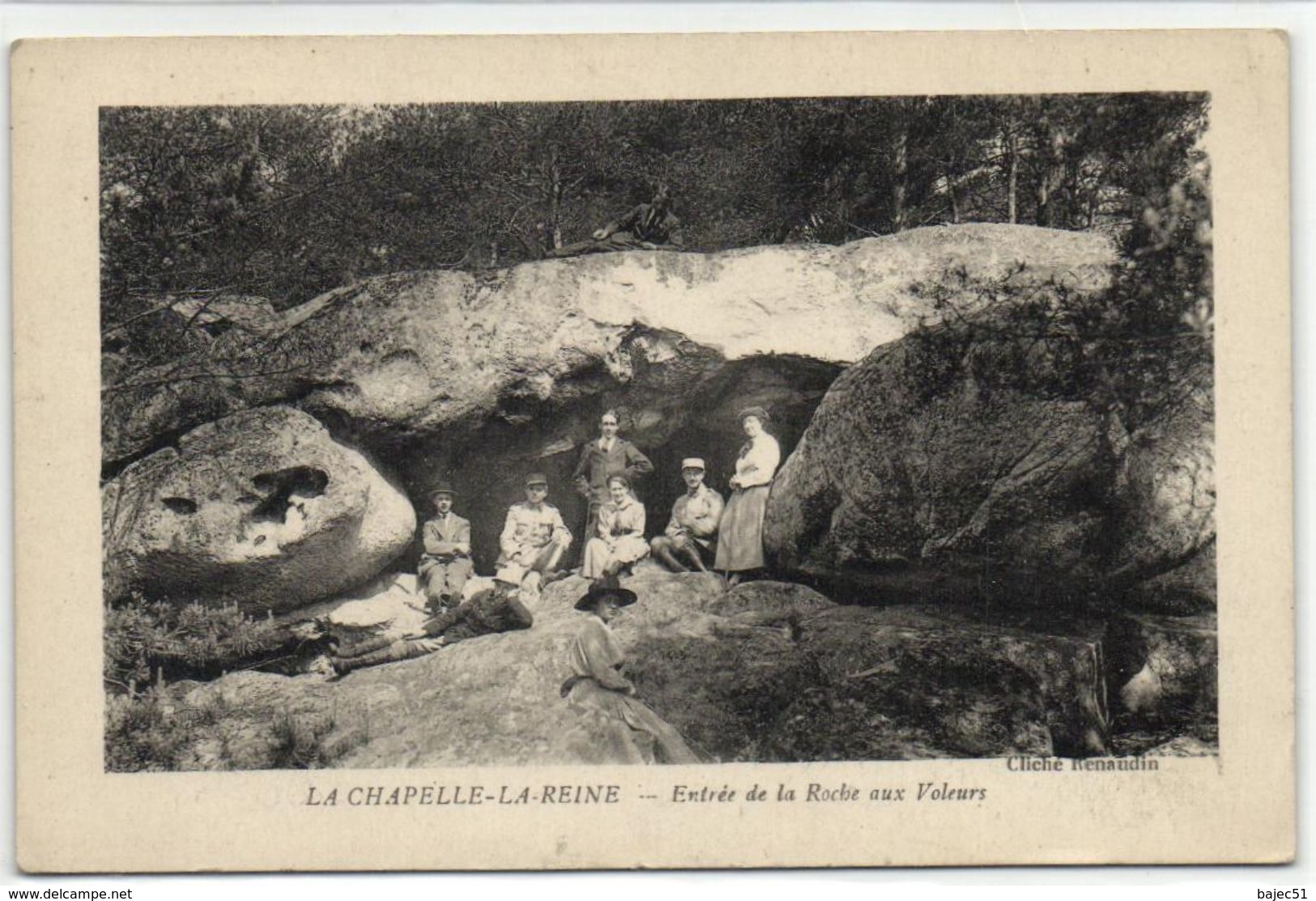 1 Cpa La Chapelle La Reine "Entrée De La Roche Aux Voleurs" - La Chapelle La Reine