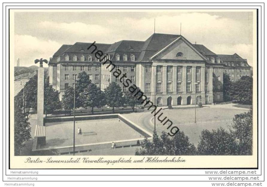 Berlin - Siemensstadt - Verwaltungsgebäude Und Heldendenkstein - Spandau