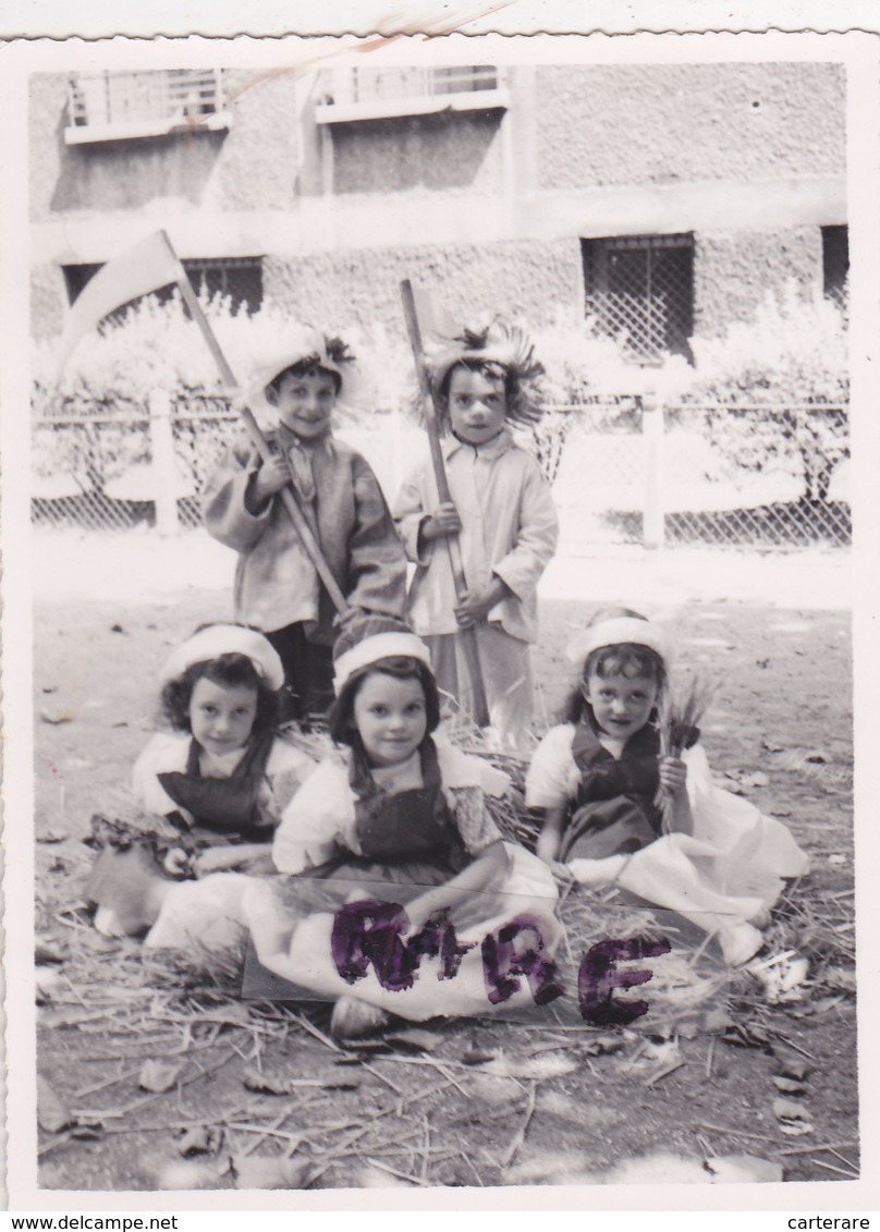 PHOTO ANCIENNE,14,CALVADOS,ARROMANCHES LES BAINS,ENFANT,FETE DE FIN D'ANNEE,DEGUISEMENT - Places