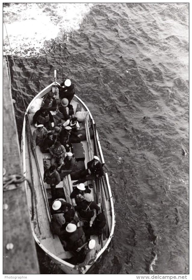 Mediterranee? Marins Prisonniers Dans Canot De Sauvetage WWII Ancienne Photo 1939 - War, Military