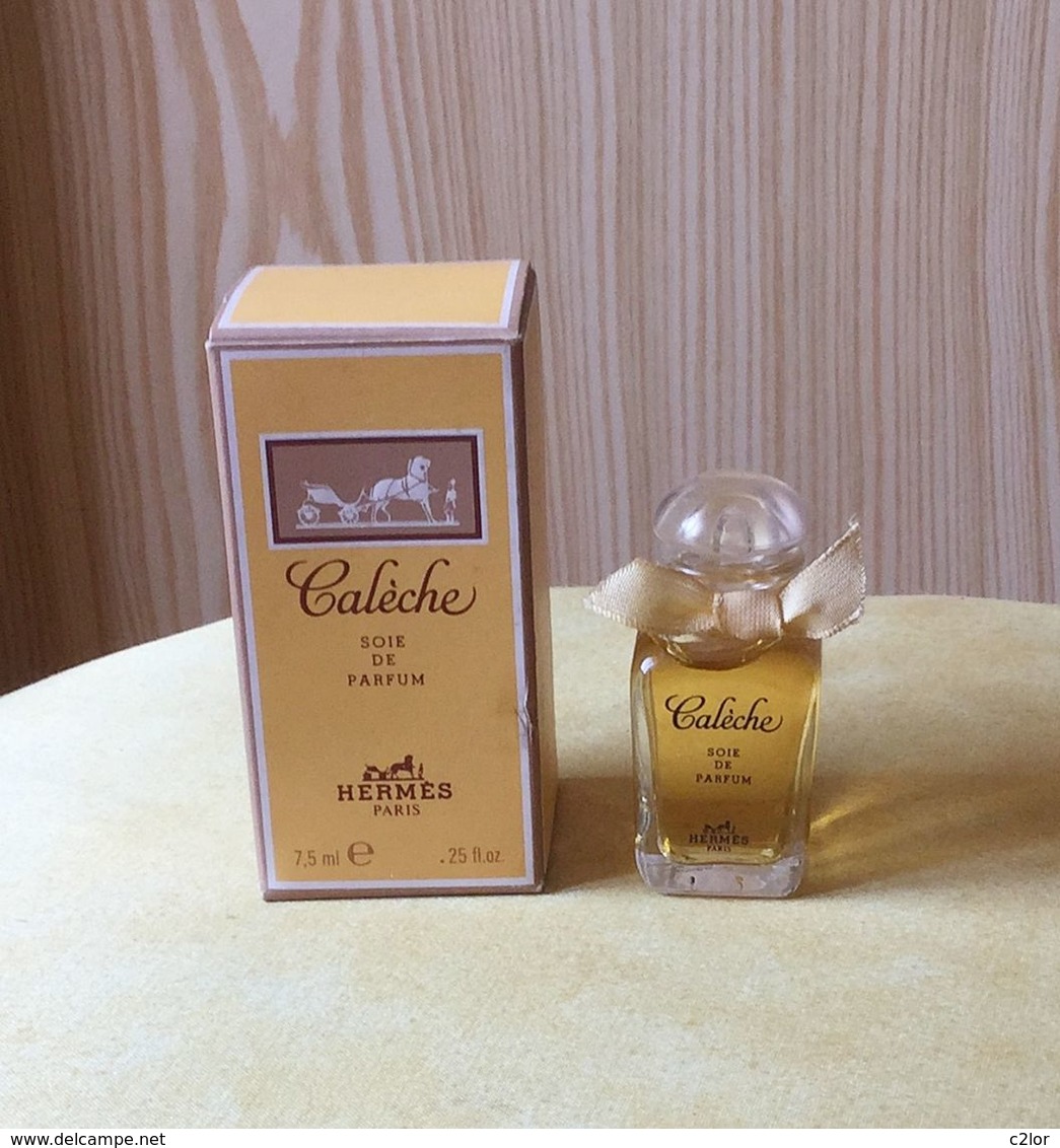 Miniature  "CALÈCHE" De HERMES ,Soie De Parfum  5 Ml Dans Sa  Boite (M076) - Miniatures Femmes (avec Boite)