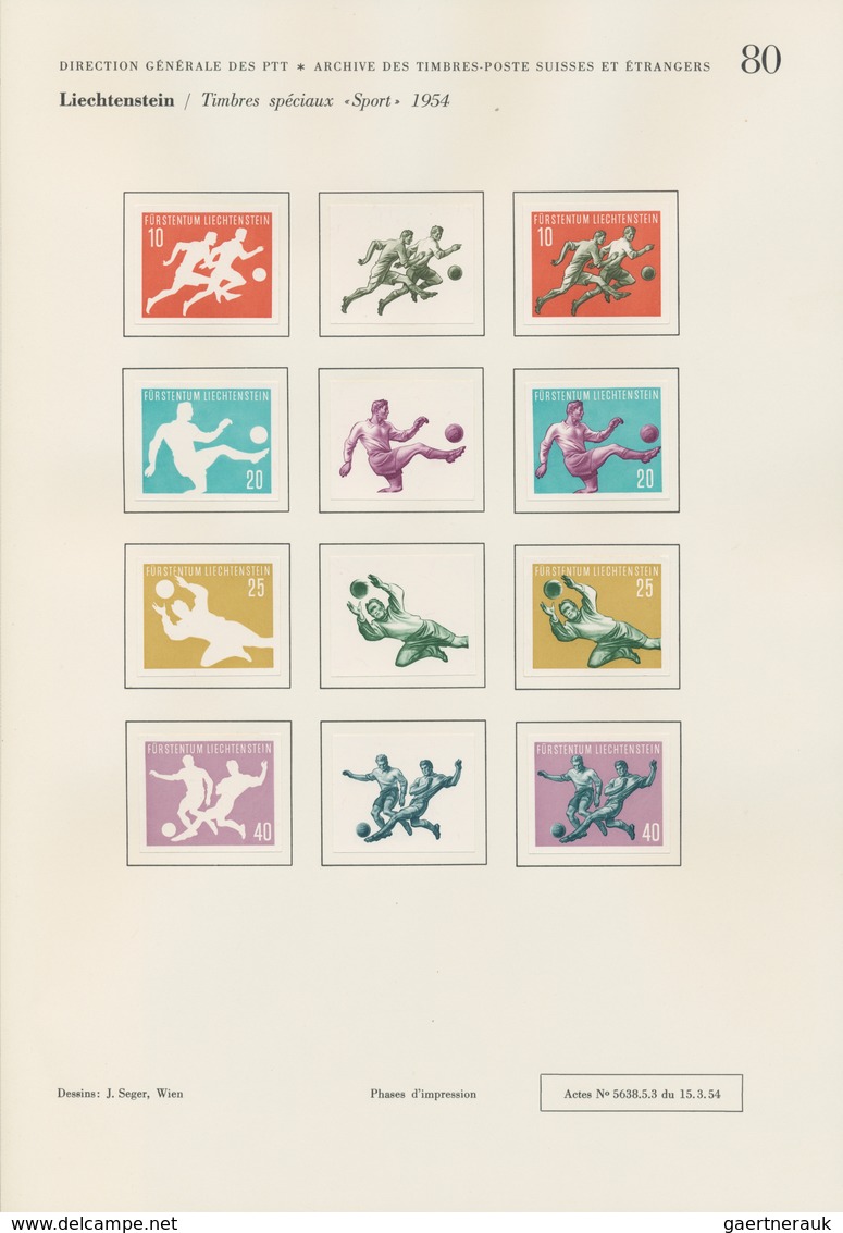 00668 Thematik: Sport-Fußball / Sport-soccer, Football: 1954, Liechtenstein. Lot Containing In All 17 Time - Autres & Non Classés