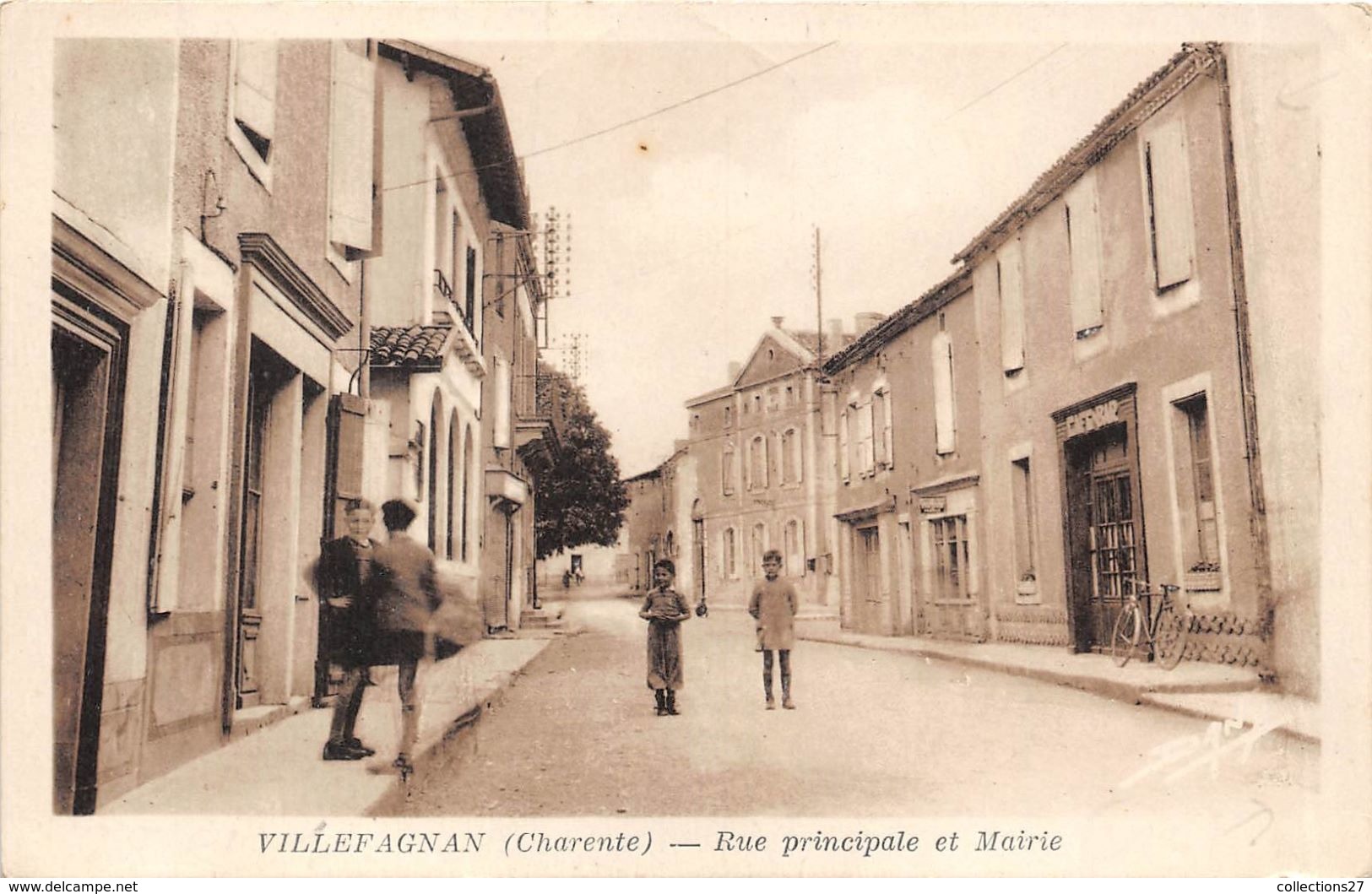 16-VILLEFAGAN- RUE PRINCIAPLE ET MAIRIE - Villefagnan