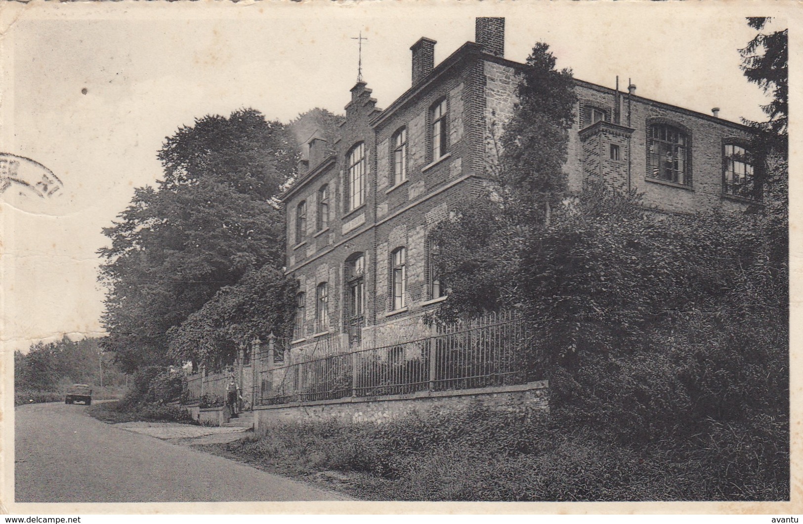 HASTIERE  / VILLA SCOLAIRE DES MARCUNVINS / ROUTE DE BLAIMONT - Hastière