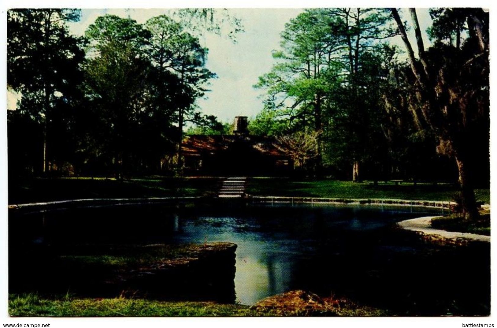 United States Modern Postcard Spring & Bath-house - Ocala National Forest, Florida - Ocala