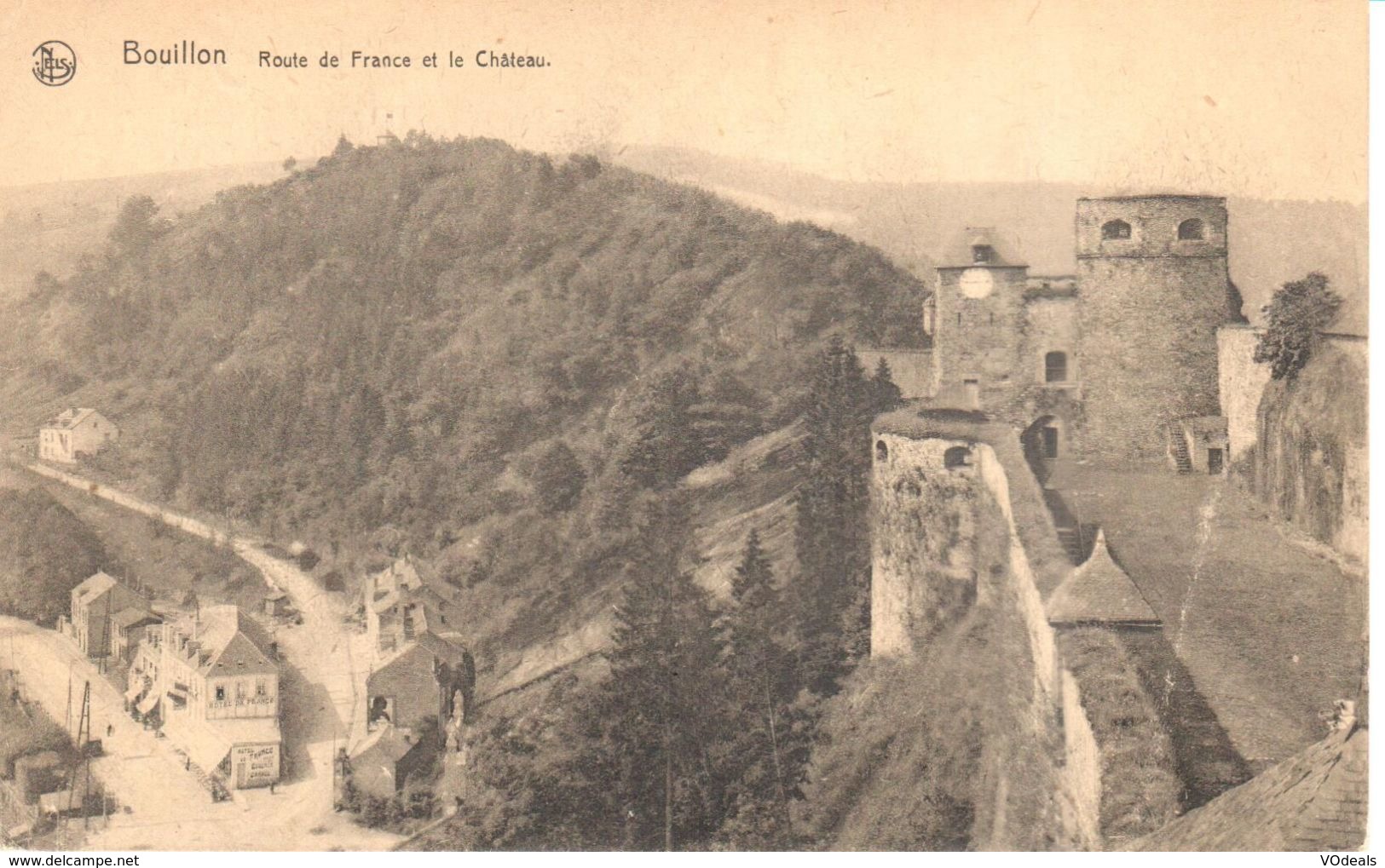 Bouillon - CPA - Route De France Et Château - Bouillon