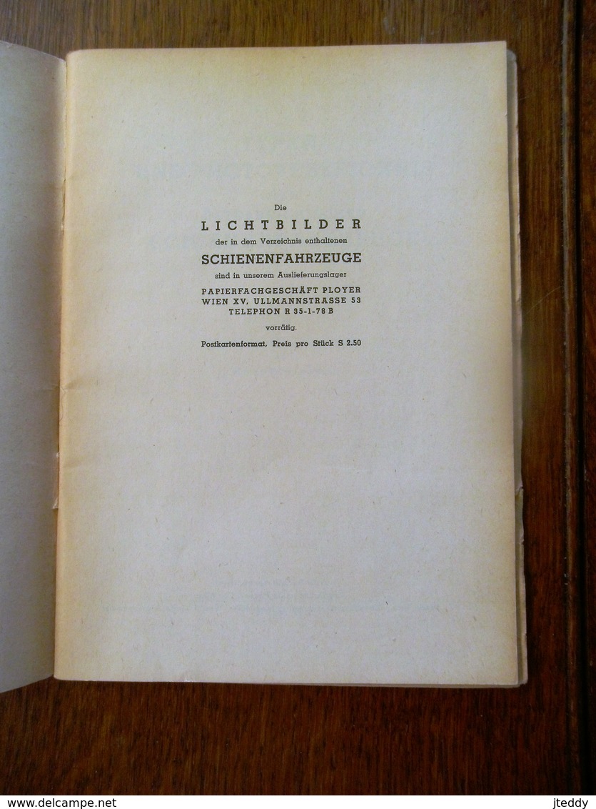 Boek   1951 TYPEN- UND PHOTOVERZEICHNIS Der Osterreichischen  SCHIENENFAHRZEUGE - Chemin De Fer