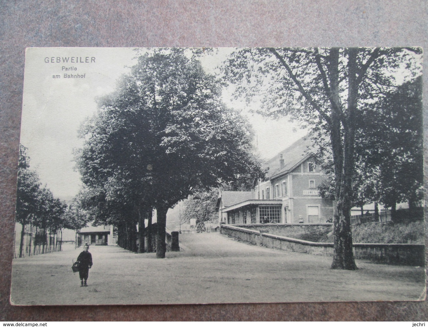 Guebwiller . Partie Am Bahnhof - Guebwiller