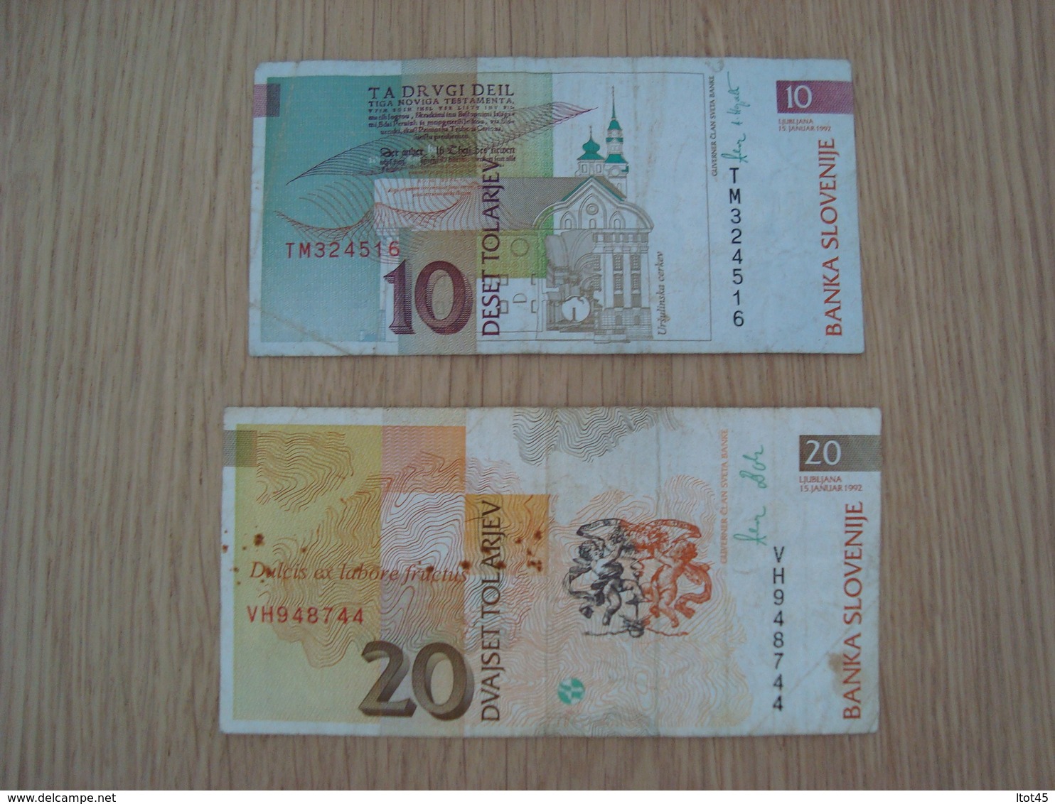 LOT DE 2 BILLETS BANKA SLOVENIJE 10 ET 20 - Slovenia