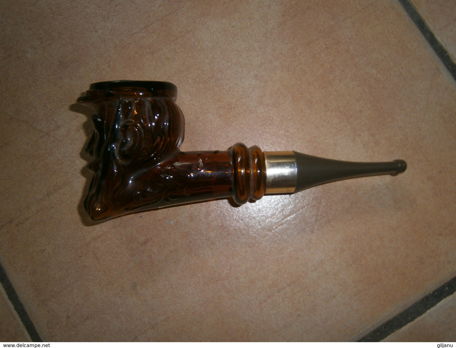 ANCIENNE PIPE EN VERRE  AVON  ( Vide ) - Flacons (vides)