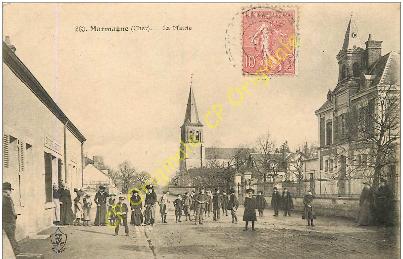 18.  MARMAGNE .  La Mairie .  CPA Animée . - Autres & Non Classés