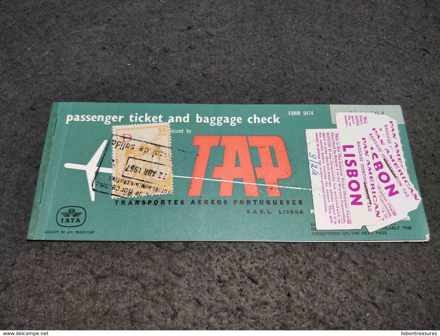 RARE VINTAGE TICKET PORTUGAL TAP AIR LINES PAN AMERICAN BAGGAGE IDENTIFICATION WITH SPANISH STAMP 1967 - Europe