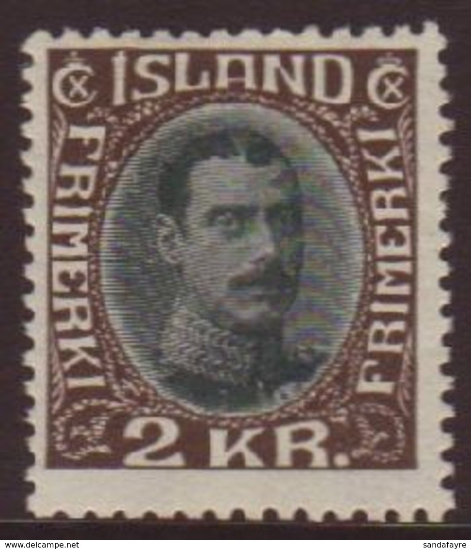 1931-37 2kr Brown And Green King Christian (re-drawn), Mi 166, Fine Mint. For More Images, Please Visit Http://www.sanda - Andere & Zonder Classificatie