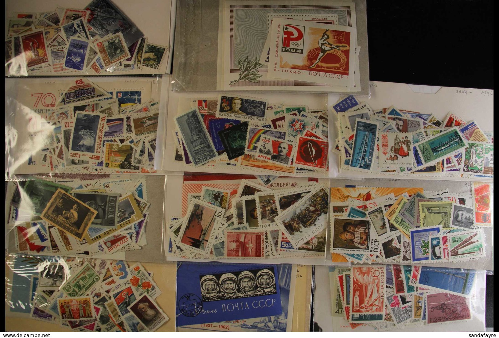1960-69 VERY FINE MINT COLLECTION An ALL DIFFERENT Mint & Nhm Collection Sorted By Year Onto Stock Cards & In Packets, H - Andere & Zonder Classificatie