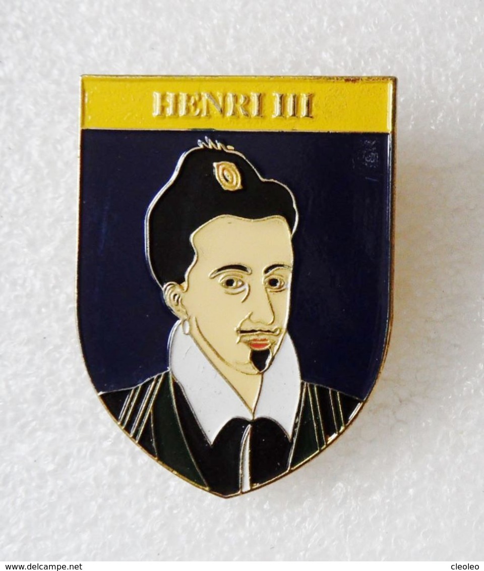 Broche Editions Atlas Henri III Histoire Reine Rois De France - Celebrities