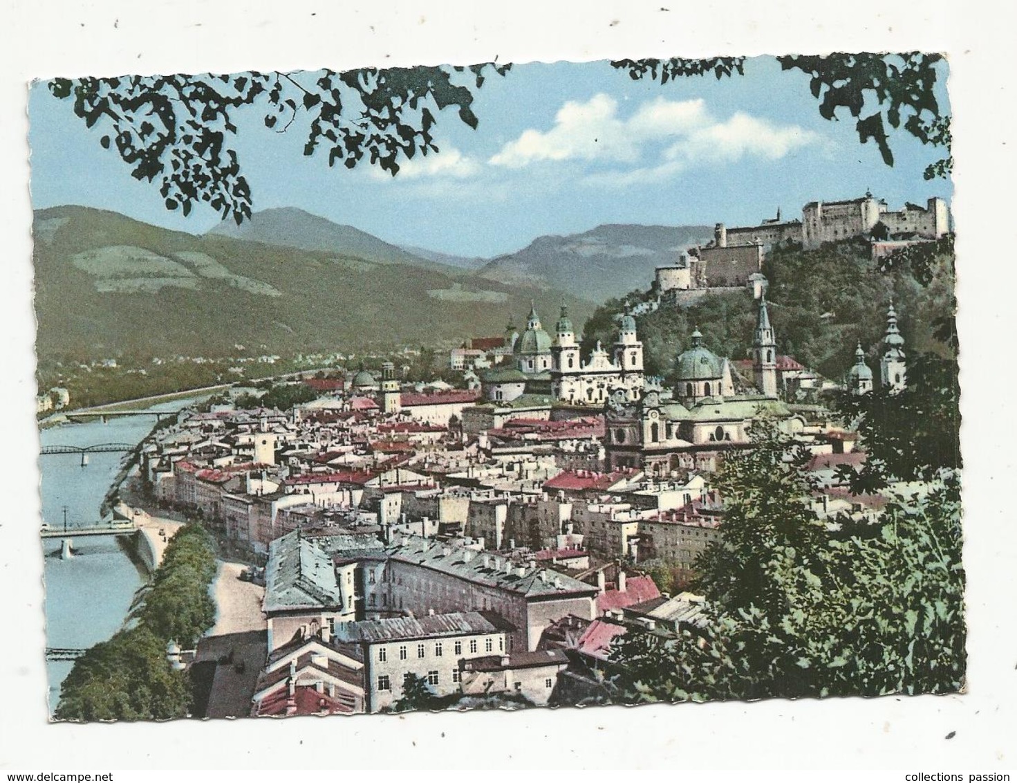 Mo , Cp, AUTRICHE , SALZBURG , Altstadt Mit Salzach , Vierge , Ed. Gründler - Salzburg Stadt