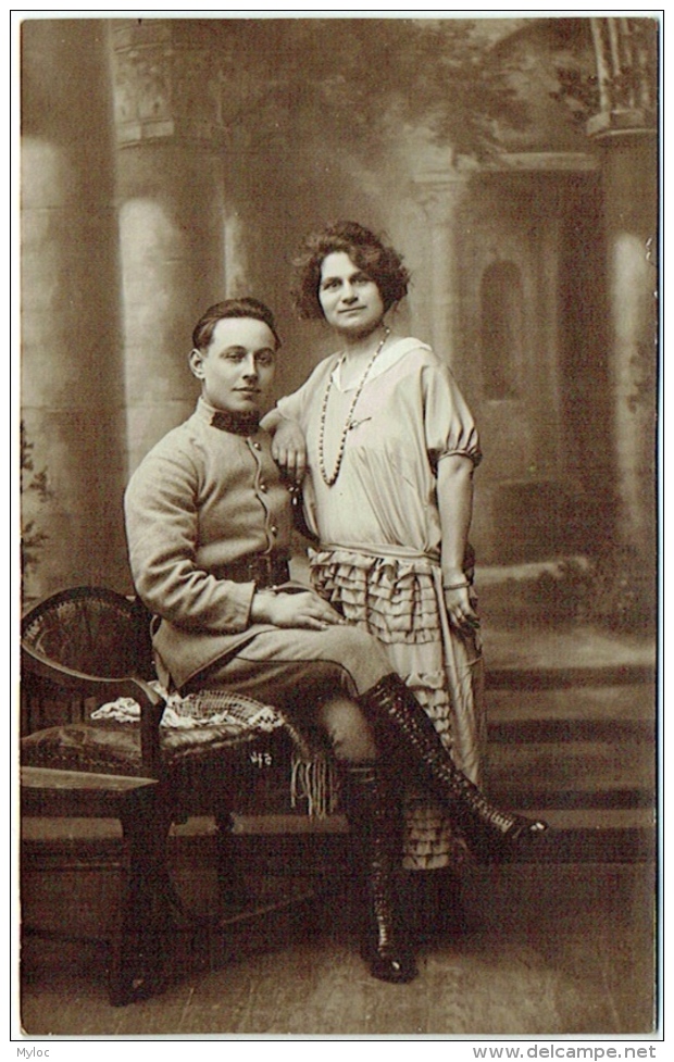 Carte Photo. Militaria. Euskirchen. 1924. Couple Avec Militaire. - Guerra, Militares