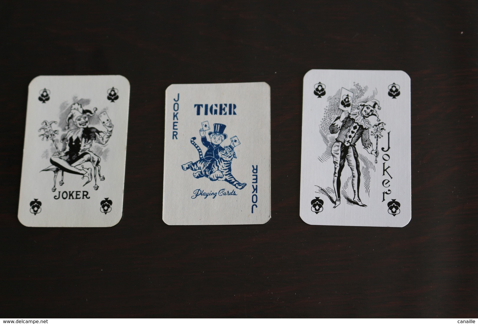 Playing Cards / Carte A Jouer / 1 Dos De Cartes Avec Publicité / Joker - The World Joker .- 3 - Mini Cartes - Other & Unclassified