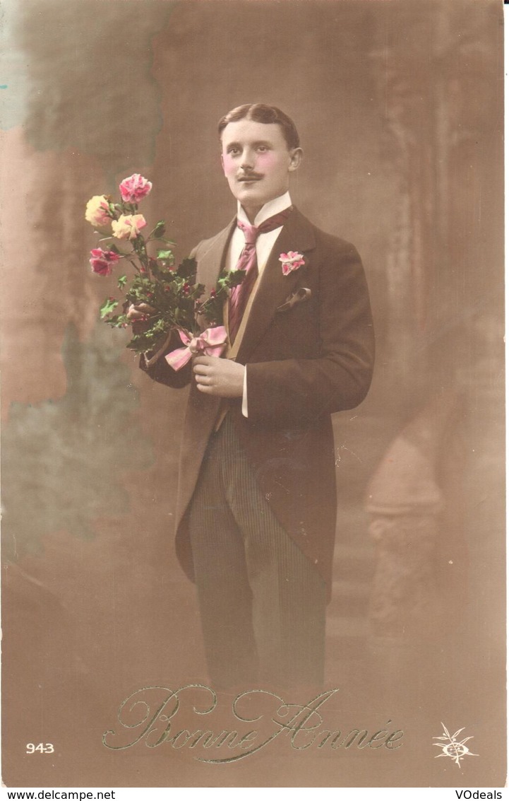 Thèmes - CPA - Bonne Année - 1919 - Homme - Fleur - Nouvel An