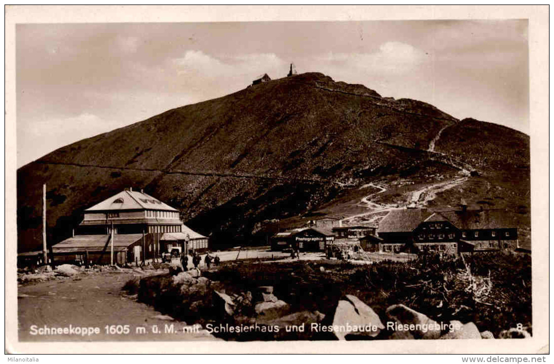 Schneekoppe Mit Schlesierhaus Und Riesenbaude - Riesengebirge (8) * 11. 8. 1927 - Pologne