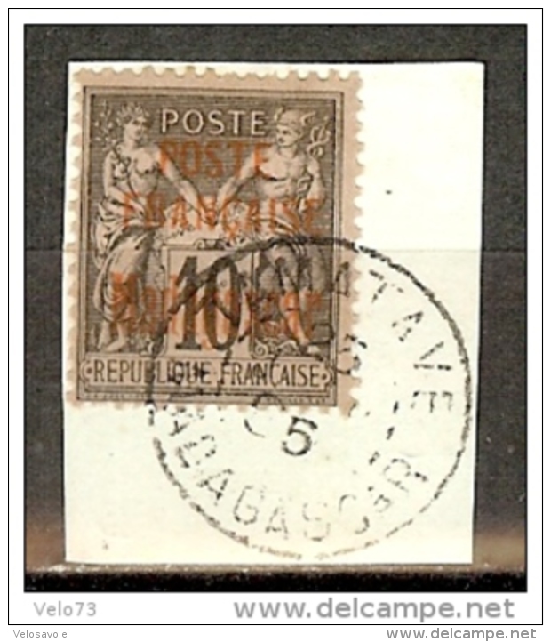 MADAGASCAR N° 15 OBLITERE SUR FRAGMENT  SIGNE SCHELLER - Used Stamps