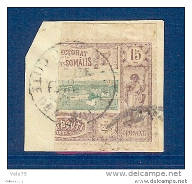 COTE DES SOMALIS N° 11 DEMI TIMBRE OBLITERE SUR FRAGMENT - Used Stamps