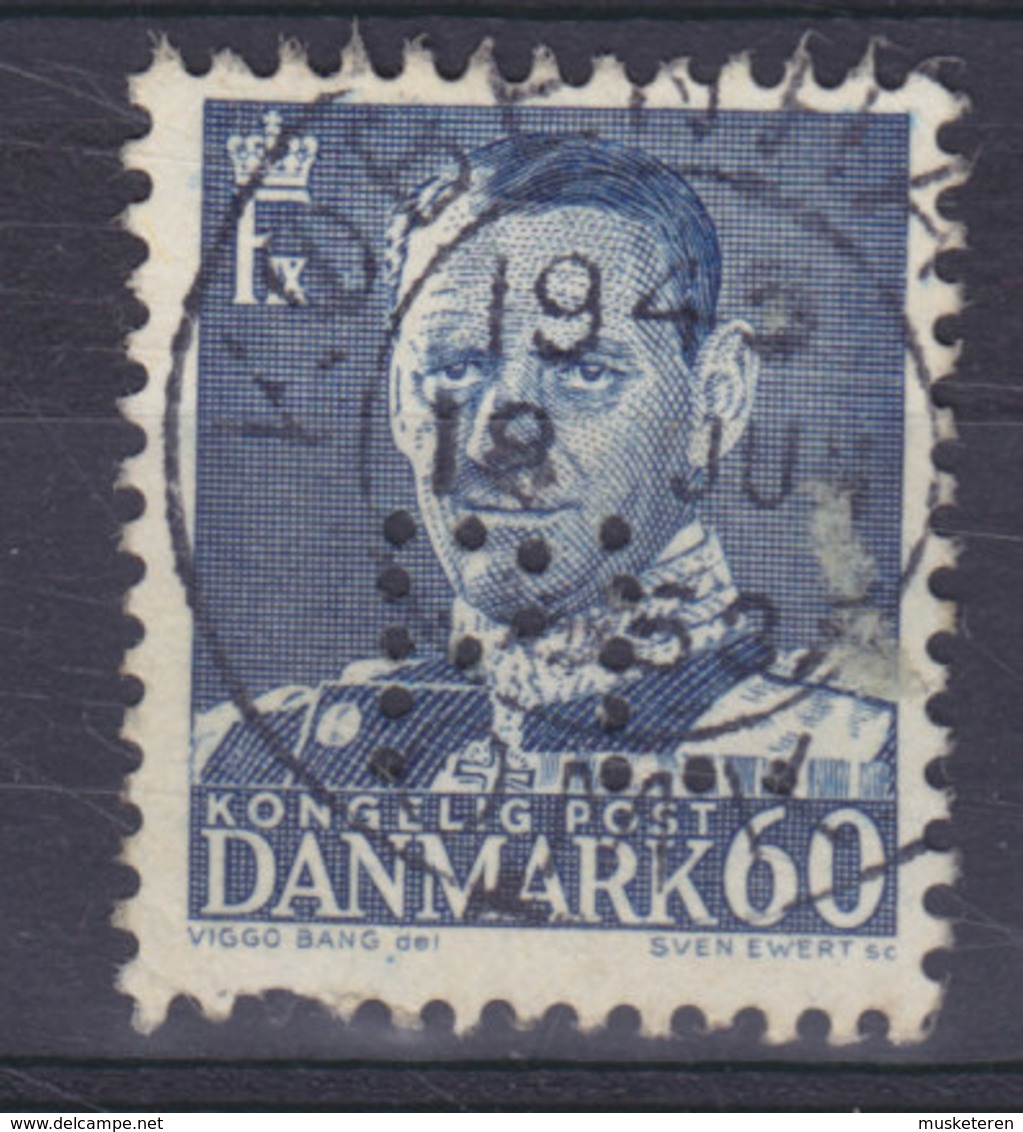 Denmark Perfin Perforé Lochung (P26) 'PL' Paul Lehmann (With Variety ERROR), København Fr. IX. Stamp (2 Scans) - Abarten Und Kuriositäten