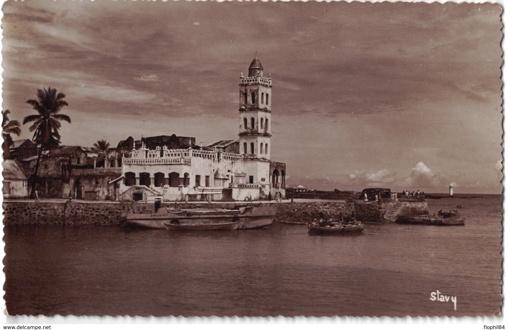 COMORES - MORONI - GRANDE MOSQUEE DU PORT - CARTE POSTALE NEUVE. - Comores