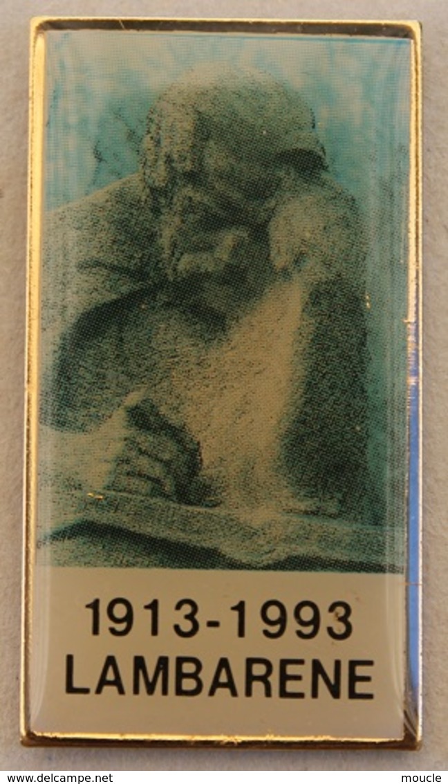 DOCTEUR ALBERT SCHWIETZER  - LAMBERENE - HÔPITAL - HOSPITAL - GABON - 1913 / 1993 - QUATRE PIN'S -    (20) - Berühmte Personen