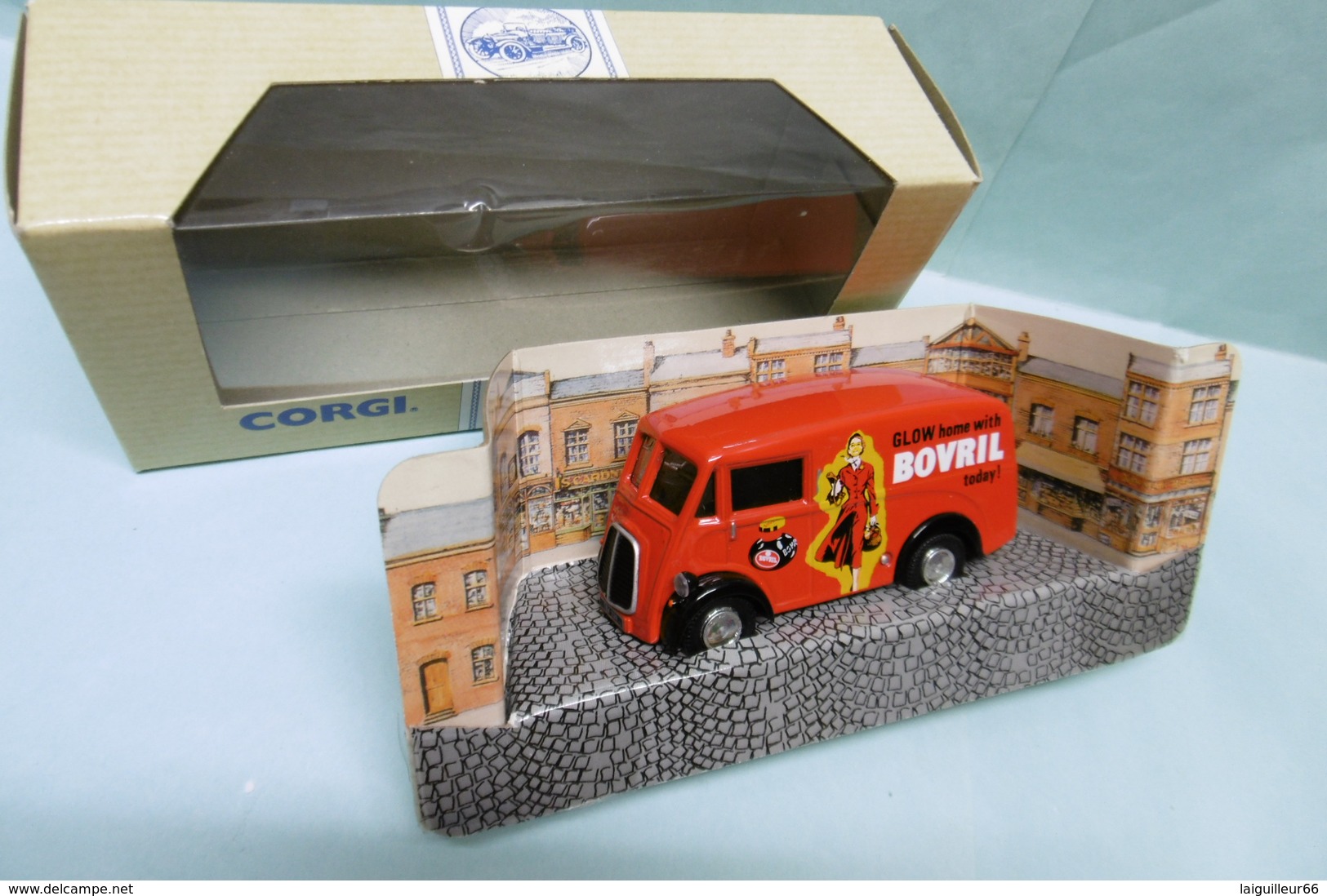 Corgi - MORRIS J VAN Bovril Réf. 96892 BO 1/43 - Corgi Toys