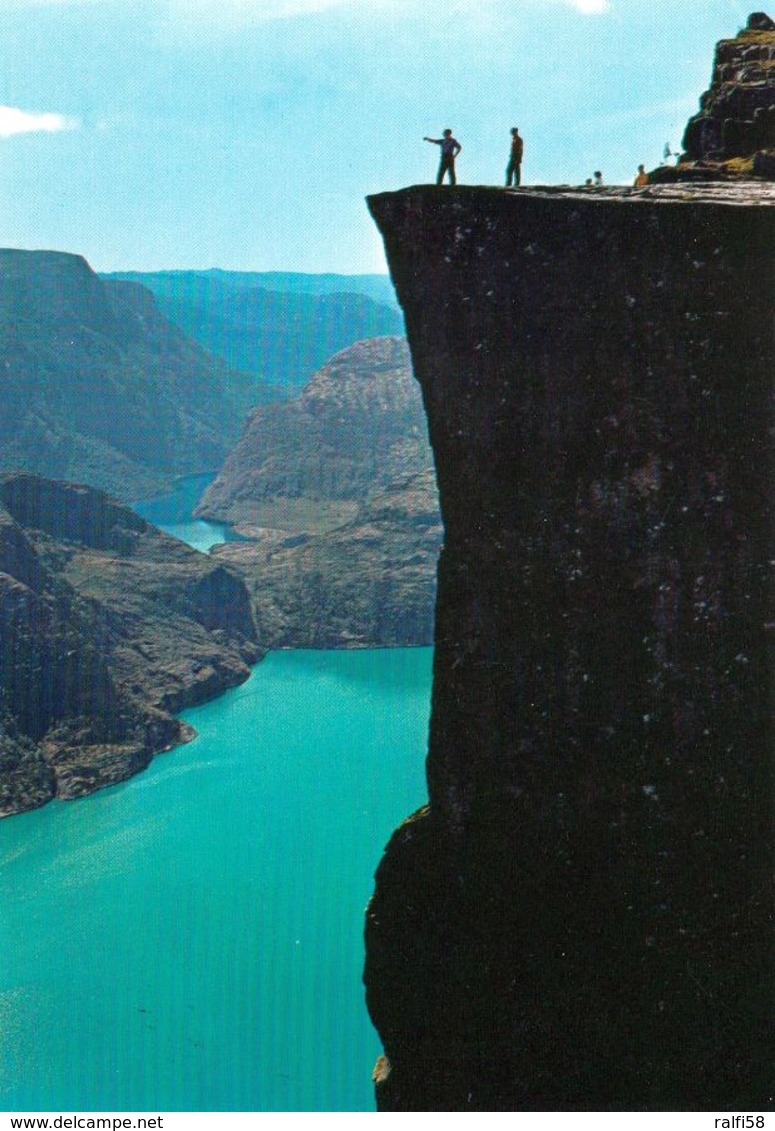 1 AK Norwegen * Der Preikestolen - Eine Natürliche Felsplattform Am Lysefjord * - Norwegen