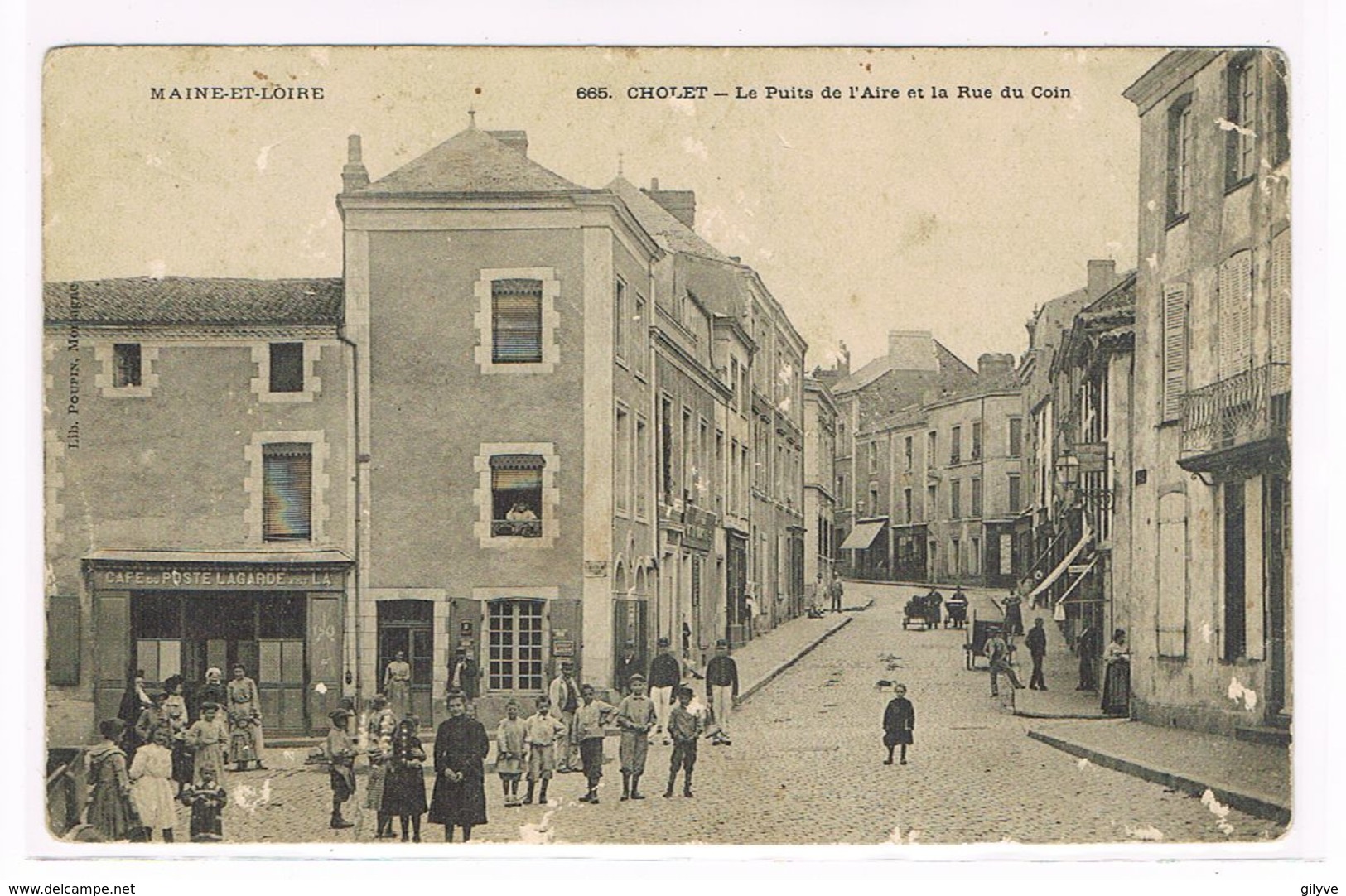 CPA. Cholet. Le Puits De L'aire Et La Rue Du Coin.  Café Du Poste Lagarde.(711) - Cholet