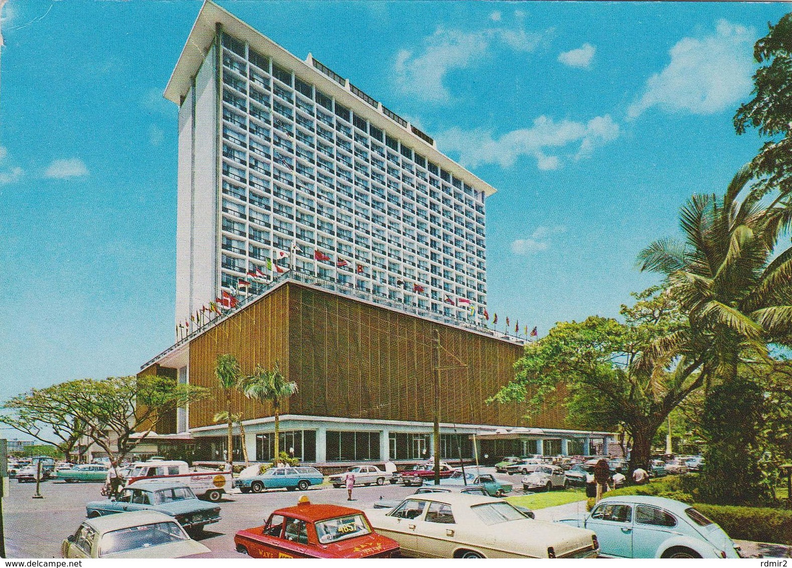[51] MANILA, Hilton. Hotels / Hoteles. Sent To / Enviada A Barcelona, Spain (1973). - Filipinas