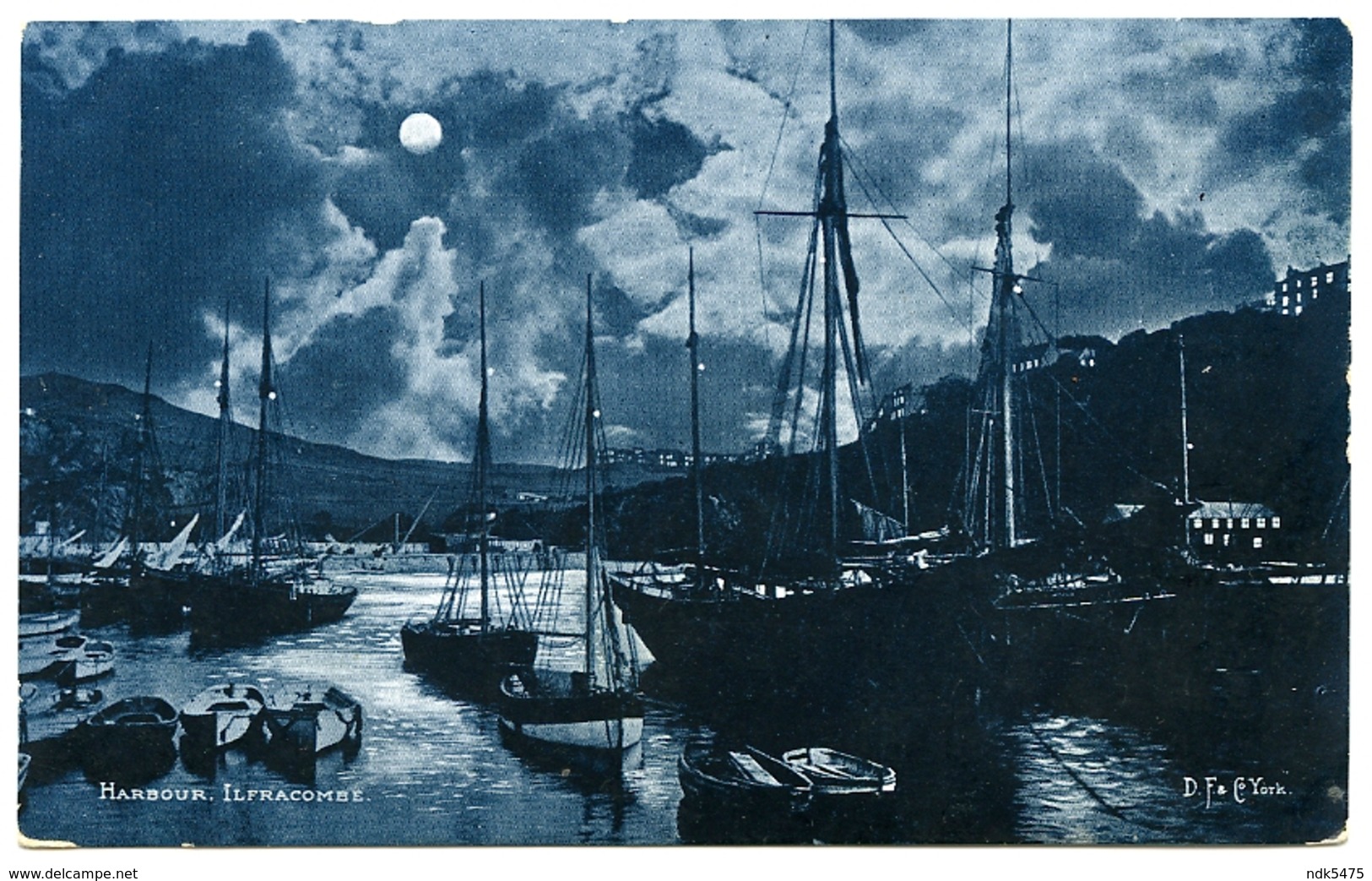 ILFRACOMBE HARBOUR : MOONLIGHT - Ilfracombe