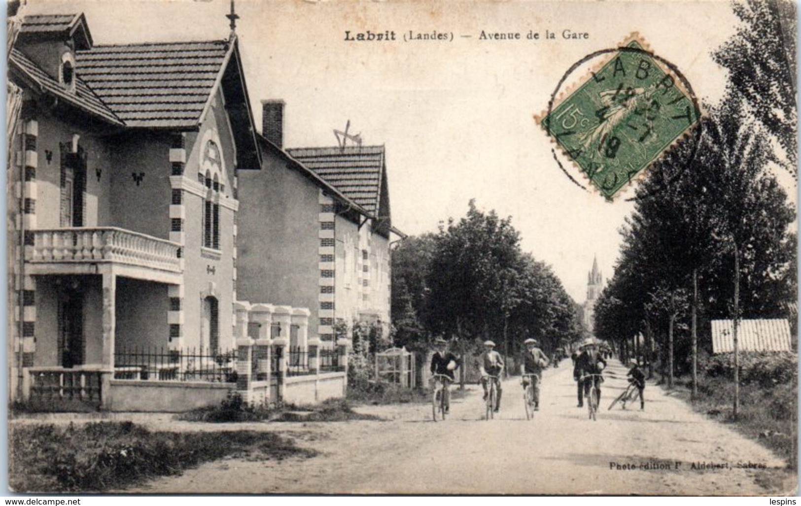 40 - LABRIT --  Avenue  De La Gare - Labrit