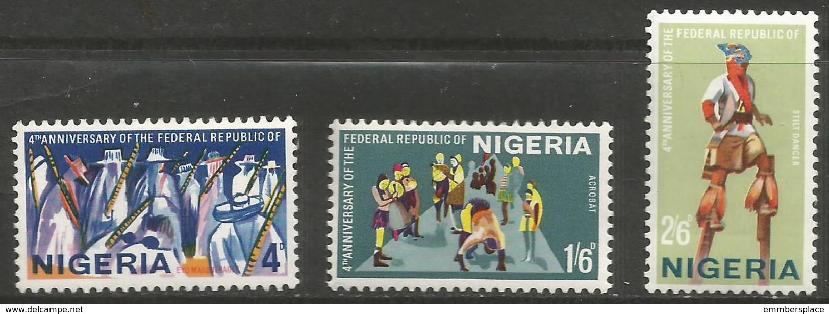 Nigeria - 1967 Republic Anniversary MNH **    SG 202-4 - Nigeria (1961-...)