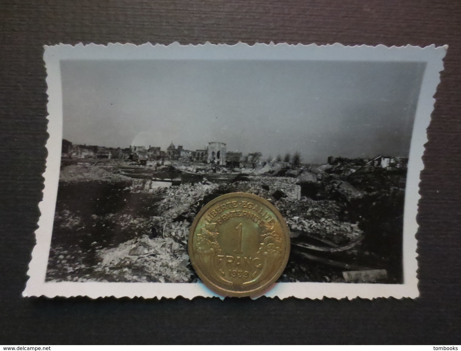 Le Havre - Photo Originale - Place Des Halles - Bombardement 5 Septembre 1944 - TBE - - Luoghi