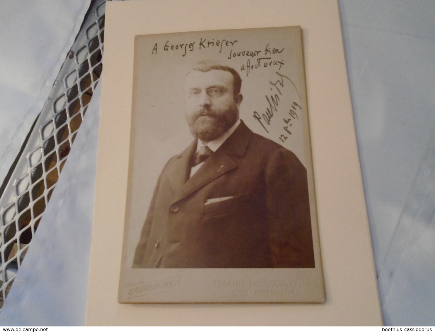 PORTRAIT 11 X 16,5 Cm Dédicacé Du Compositeur Paul Vidal Au Compositeur Georges Krieger En 1909 Photographe Pierre Petit - Autographes