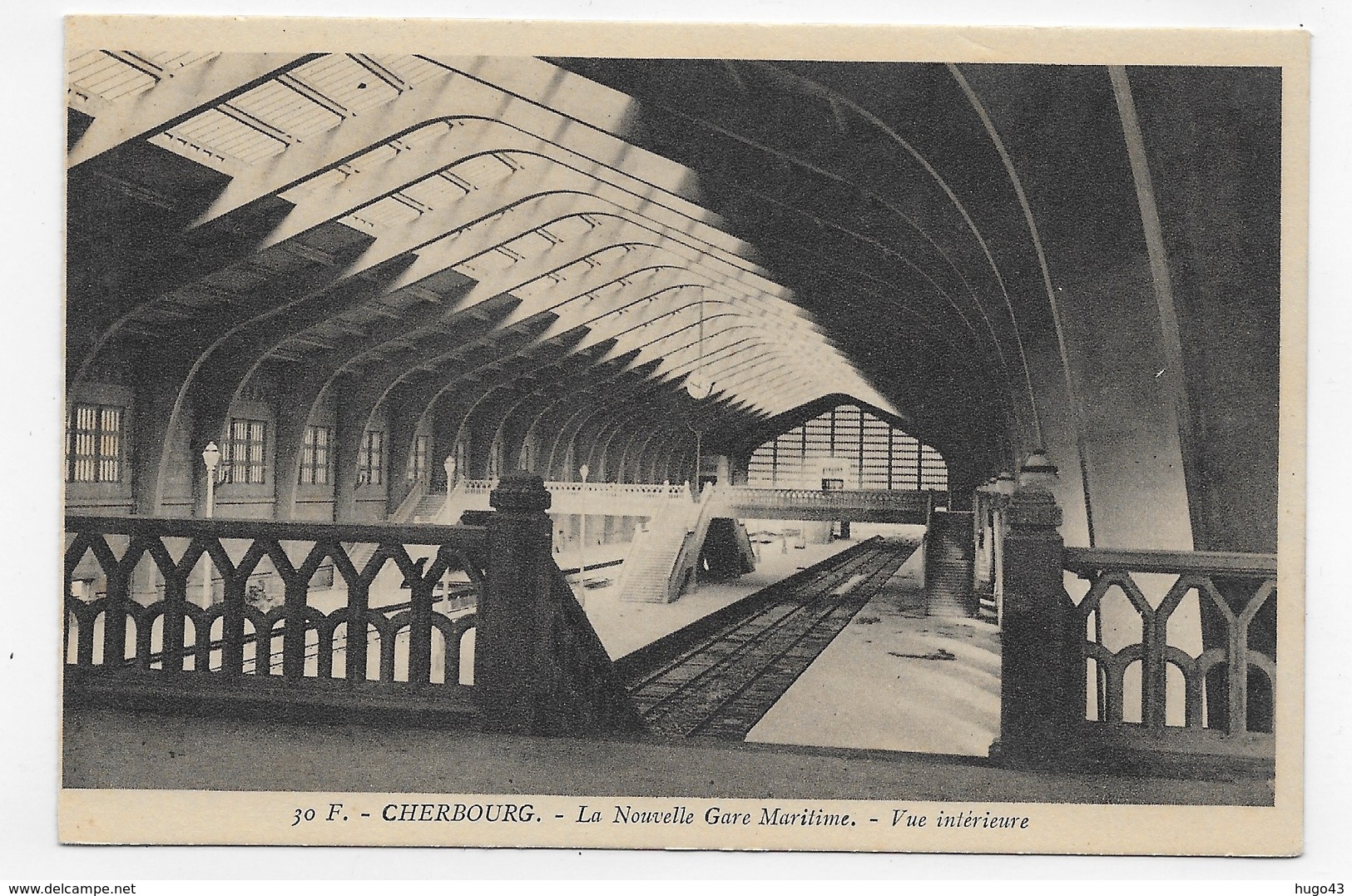 CHERBOURG - N° 30 - LA NOUVELLE GARE MARITIME - VUE INTERIEURE - CPA NON VOYAGEE - Cherbourg