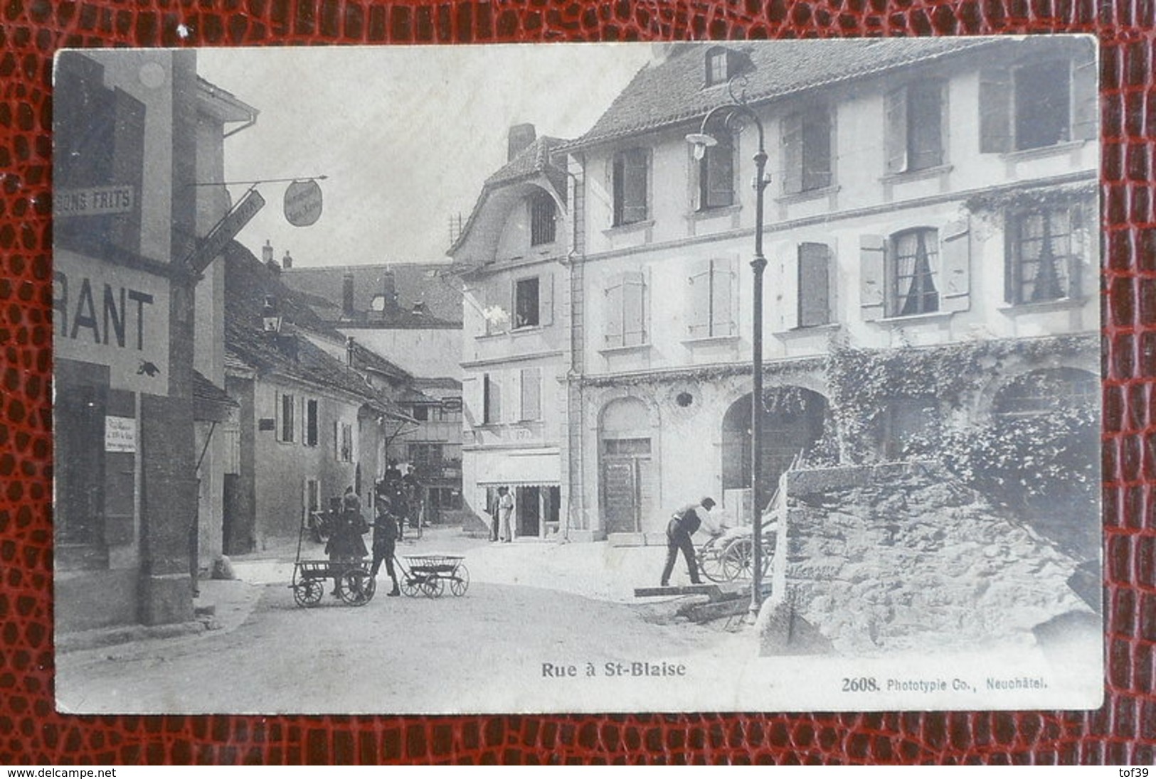 Suisse - Saint Blaise - Une Rue - Saint-Blaise