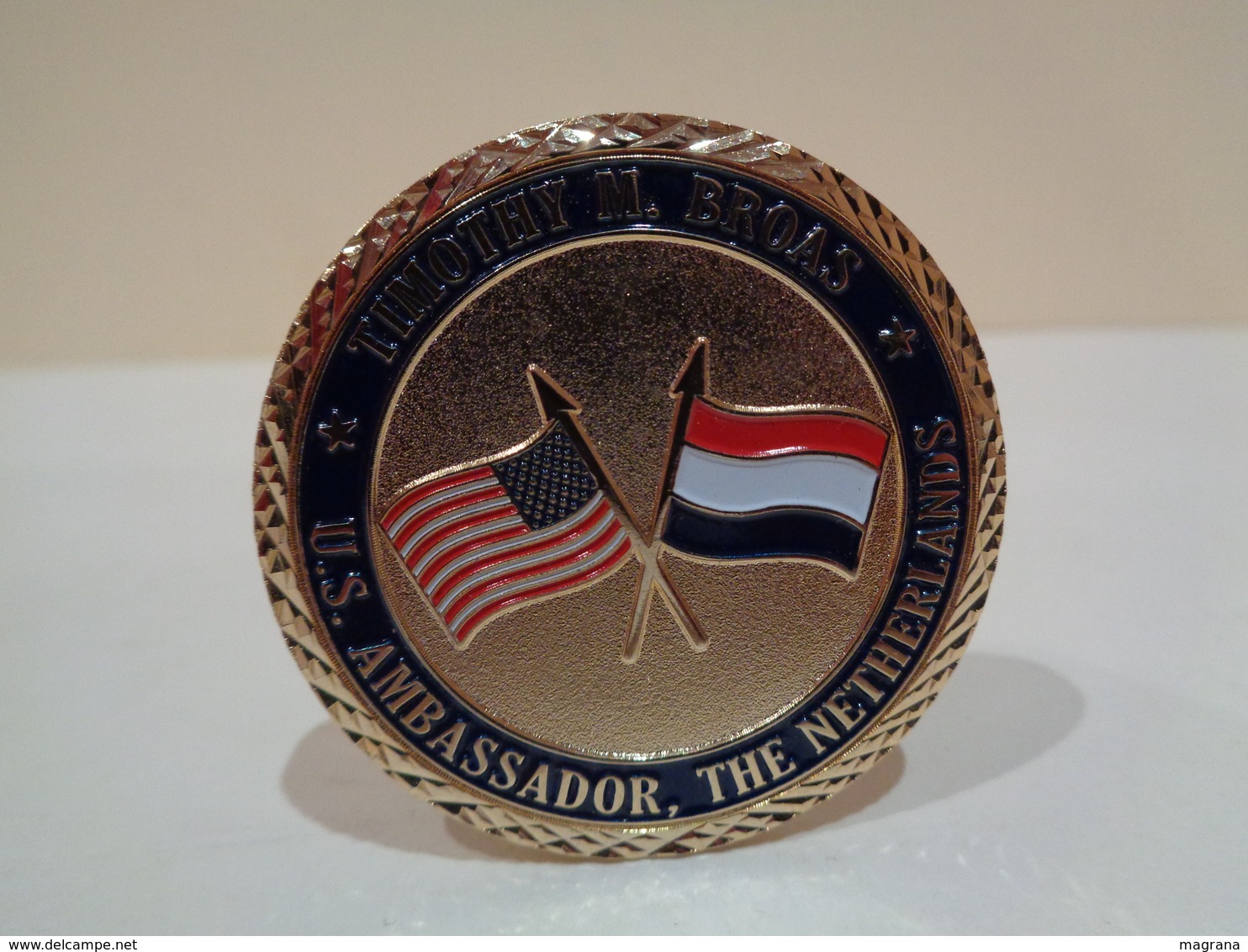 Medalla Con Estuche. Department Of State, United States Of America. Timothy M. Broas, U. S. Ambassador. The Nederlands. - Royal/Of Nobility